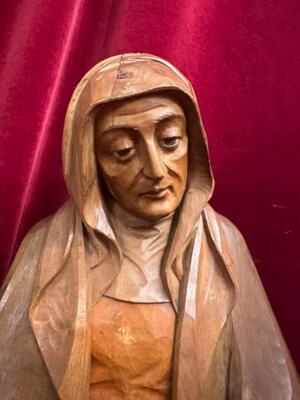 St. Anne Sculpture Signed : Hj en Hand - Carved Wood Oak, Netherlands  20 th century ( Anno 1910 )