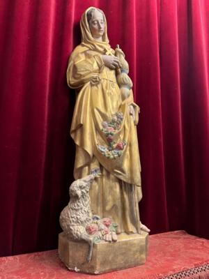 St. Germaine Statue en Terra - Cotta Polychrome, France 19 th century ( Anno 1865 )