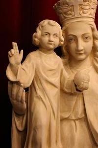 St. Mary & Child en plaster, Belgium 20th century (Anno 1930)