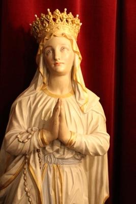 St. Mary Lourdes Statue en Terra-Cotta polychrome, France 19th century ( anno 1875 )