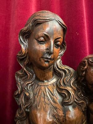 St. Mary With Child Sculpture. en Hand - Carved Wood , 20 th century