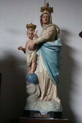 St. Mary With Child Statue en plaster polychrome, France 19th century