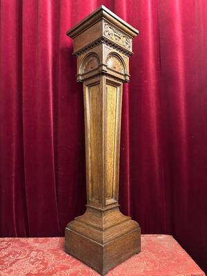 Standing Pedestal en Wood Oak, 19 th century