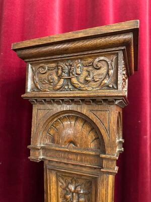 Standing Pedestal en Wood Oak, 19 th century