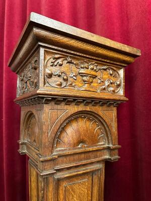 Standing Pedestal en Wood Oak, 19 th century