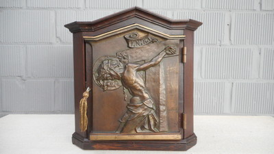 Tabernacle Signed : C. De Backer  en Oak wood / Bronze , Belgium  20 th century