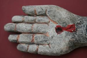 Very Rare Arm - Reliquary. Relic Iron-Touch-Nail : St. Jean / St. John.  en fully handcarved wood polychrome, France 18 th century