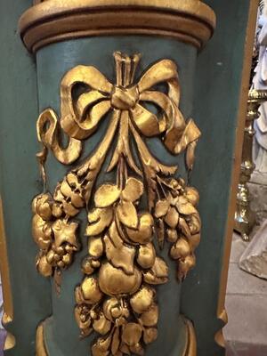 Wall Stand With Statue St. Mary en Hand - Carved Wood Polychrome , Southern Germany 20 th century