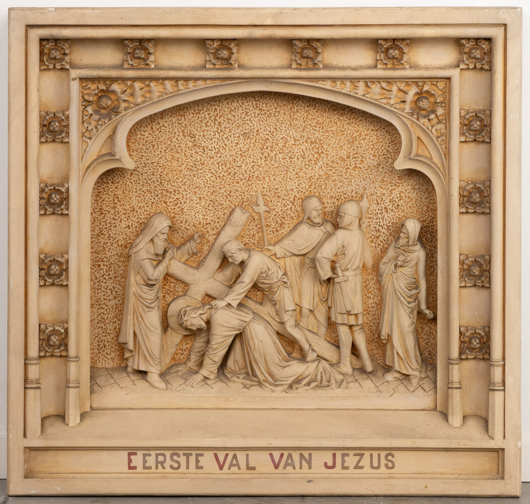 14 Gothic - Style Stations Of The Cross.