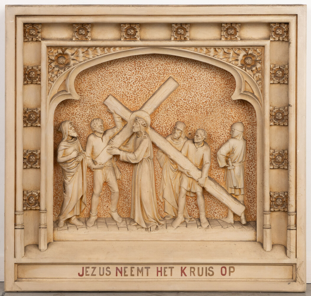 14 Gothic - Style Stations Of The Cross.