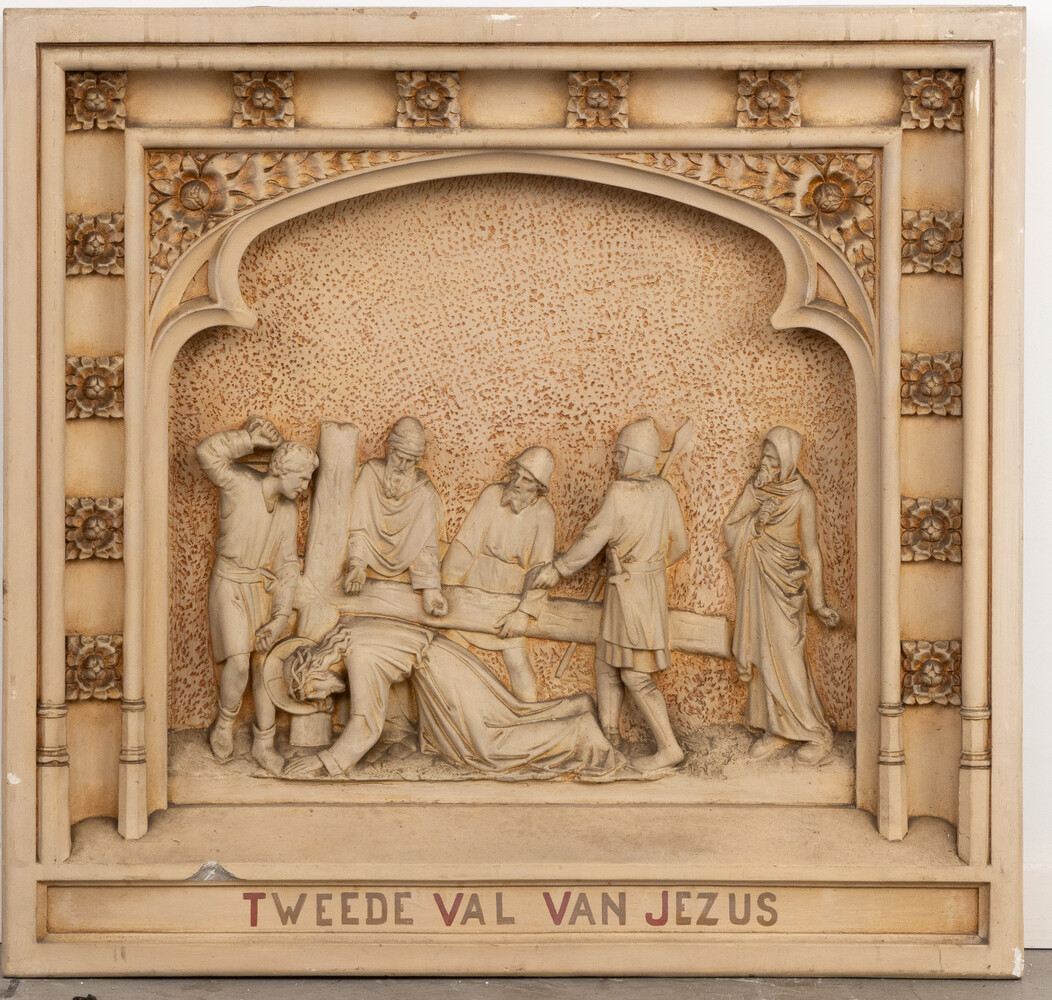 14 Gothic - Style Stations Of The Cross