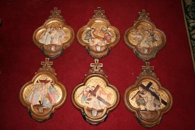 Stations Of The Cross  style Gothic - Style en Plaster Polychrome, FRANCE 19 th century