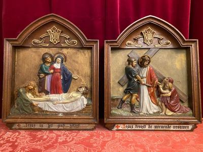 Stations Of The Cross style Gothic - style en Plaster polychrome / Oak Frames / Backside Zinc, Dutch 19 th century ( Anno 1890 )