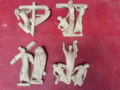 Stations Of The Cross  en Terra - Cotta , Netherlands  20 th century