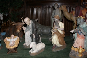 Complete Nativity Scene. Height 62 Cm ! en Composite Stone Polychrome, Dutch 20th century