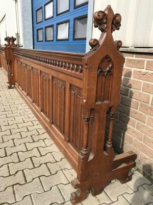 Pews  style Gothic - style en Oak wood, Dutch 19th century