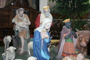 Nativity Set Complete en plaster polychrome, Belgium 19th century