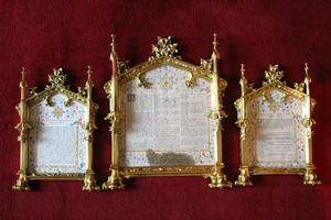 Canon Boards Measurements : 1 X 52 X 38 Cm. 2 X 35 X 29 Cm. style Gothic en Bronze Polished and Varnished, France 19 th century