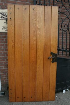 Hand Forget Iron Work Church Doors en Oak, Dutch 19th century