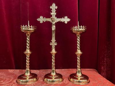 Matching Candle Sticks With Cross Altar Set Measures Cross Height :43 Cm X Wide 20 X Depth 12 Cm en Brass / Polished and Varnished, Belgium 19 th century ( Anno 1875 )