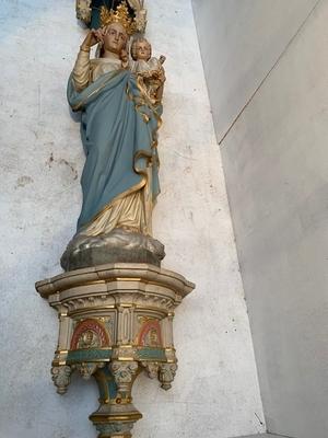 St. Mary Statue With Matching Pedestal And Baldachin en Terra-Cotta Polychrome, France 19th century ( anno 1875 )