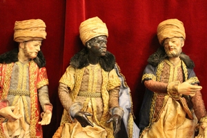 The Three Magi Exceptionally Hand-Carved-Dressed Imaginations / Wood  en hand-carved wood polychrome / Dressed, Naples Italy 18 / 19 th century