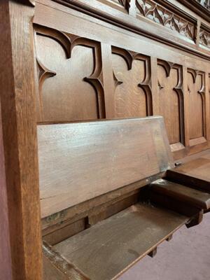 Choir Seats  style Gothic - Style en Oak Wood , Belgium  19 th century