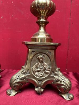 4 Gothic - style Matching Candle Holders Measures Without Pin & Candle