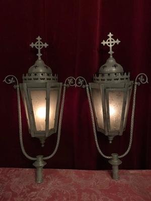 Matching Lanterns Could Be Cleaned And Polished style Gothic - style en Brass / Bronze / Silvered - Plated, Belgium 19th century