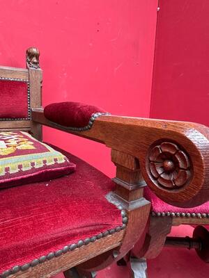 Set Of Priest Altar - Seats. style Gothic - Style en Oak Wood / Red Velvet, Belgium  19 th century
