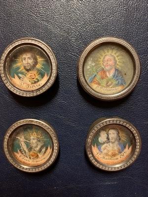 Unique Series Of 4 Relics Engraved And Hand Coloured No Documents style Gothic - style France 18 th century