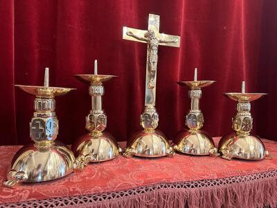 Altar - Set Matching Candle Sticks With Cross. Measures Candle Sticks Without Pin style art - deco en Brass / Bronze / Polished and Varnished, Belgium  20 th century ( Anno 1930 )