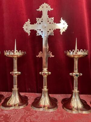 Matching Candle Sticks & Cross Height Without Pin. Measures Cross : H 68 Cm X W 31 Cm X D 20 Cm style Gothic - Style en Brass / Bronze / Polished and Varnished / Stones, Belgium  19 th century ( Anno 1885 )