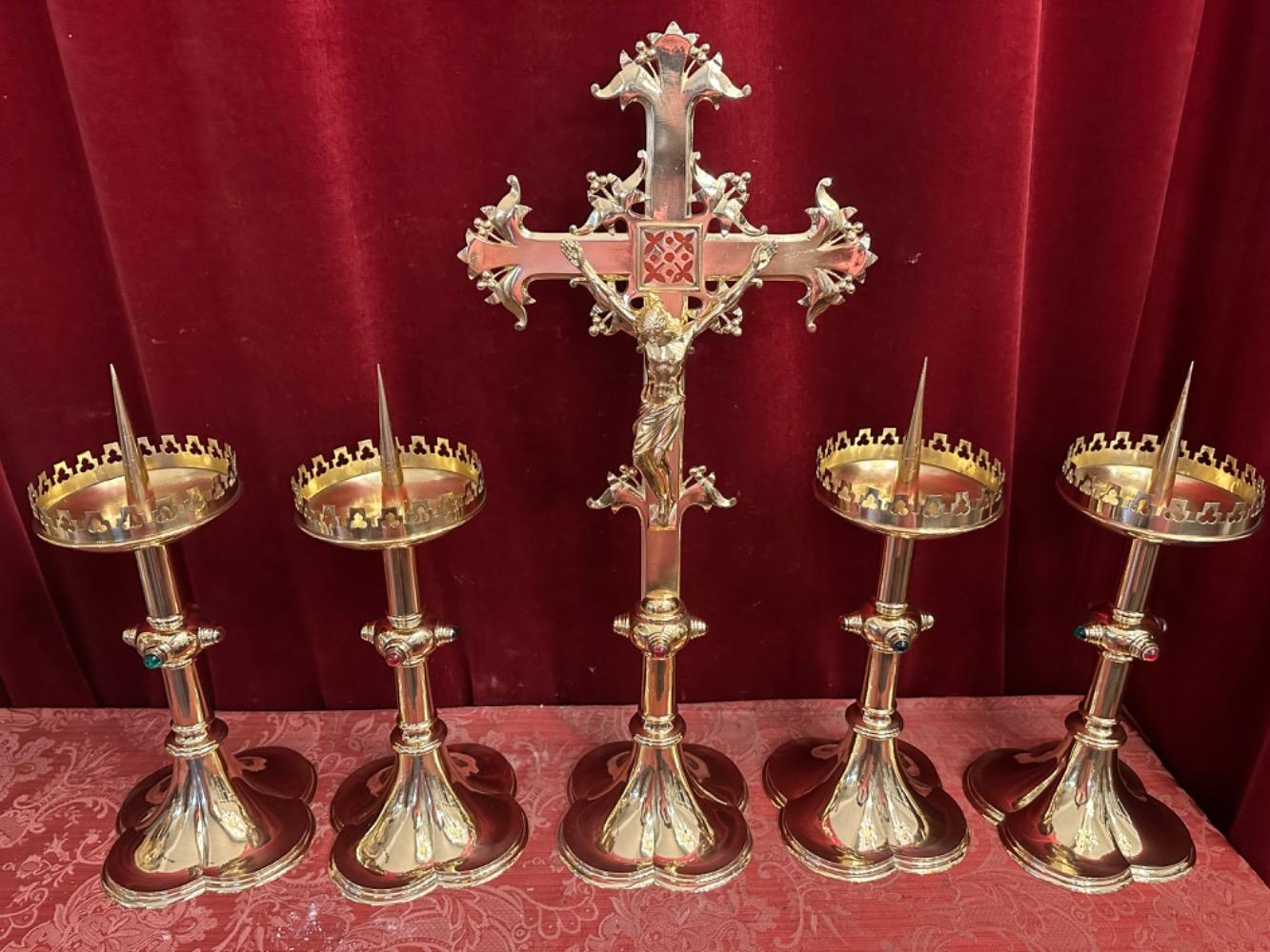 5 Gothic - Style Matching Candle Sticks & Cross Height Without Pin. Measures Cross : H 68 Cm X W 31 Cm X D 20 Cm