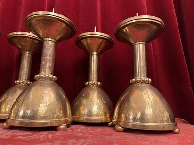 Matching Set Candle Sticks Height Without Pin. style art - deco en Brass / Hand - Hammered, Belgium  20 th century ( Anno 1930 )