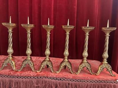Matching Candle Sticks Height Without Pin. style Classicistic en Bronze / Polished and Varnished, France 19 th century ( Anno 1885 )