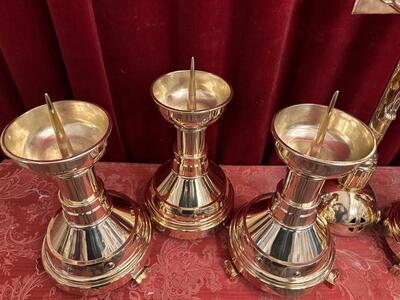 Altar - Set Matching Candle Sticks With Cross. Measures Candle Sticks Without Pin style art - deco en Brass / Bronze / Polished and Varnished, Belgium  20 th century ( Anno 1930 )