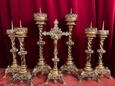Matching Candle Holders With Cross.  Measures Without Pin style Gothic - Style en Bronze , Belgium  19 th century ( Anno 1875 )