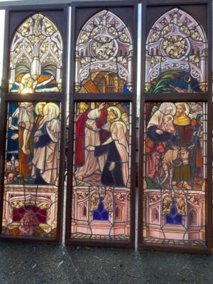 Stunning Series Of High Quality Stained Glass Windows style Gothic - style en Stained Glass / Wooden Frames, Belgium 19 th century ( Anno 1875 )