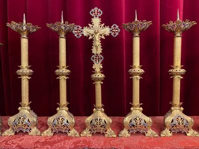 Altar - Set Candle Sticks With Matching Cross. Height Cross: 64 Cm  H X 24 Cm W. X 16 D. Measures Candle Sticks H 55 Cm Without Pin style Romanesque - Style en Brass / Bronze / Gilt, France 19 th century ( Anno 1865 )