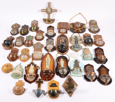Very Large Collection Holy Water Holders en Wood / Glass / Brass / Porcelain / Composite Etc.., 20 th century