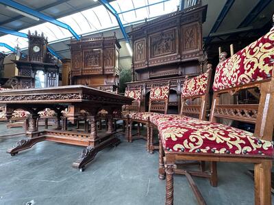 Table Adjustable With Chairs style Gothic - Style en Oak wood / Fabrics, France 19 th century