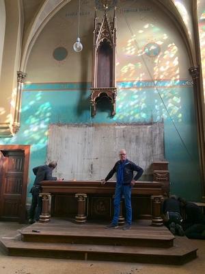 Dismantling Altar Antwerp Belgium November 2019 style Gothic - style en Oak wood, Belgium 19th century