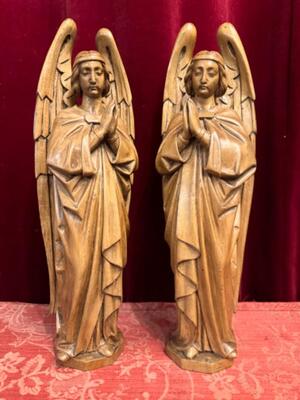 Pair  Angels