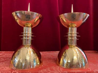 Candle Holders Measures Without Pin style art - deco en Partly Hand - Hammered / Brass / Polished and Varnished, Belgium  20 th century ( Anno 1930 )