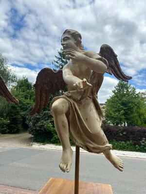 Angels style Baroque - Style en Hand - Carved Wood / Stands Oak, 18 th century / Stands 20th Century