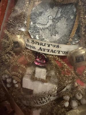 Matching Important - Reliquaries Containing Relics : Bmv - Cross Of Jesus - Place Of Birth Joannes Baptist. House Of St. Elisabeth Etc. style Baroque - Style en Wood / Fabrics / Glass, Northern Italy 18 th century Anno ( 1725 )