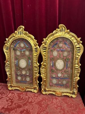 Reliquaries Ex Ossibus Relics style Baroque - Style en Wood / Gilt / Glass / Fabrics / Stones / Wax Medallions, Southern Germany