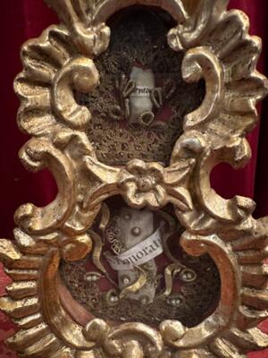 Reliquary - Relics St. Bonifacii M. S. Candida M. S. Honoratii M. S. Laurentii M  style Baroque - Style en Wood / Glass / Fabrics, Southern Germany 19 th century