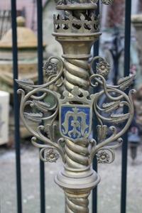 Chandeliers / Candle-Holders en Brass / Bronze, Flemish 19th century